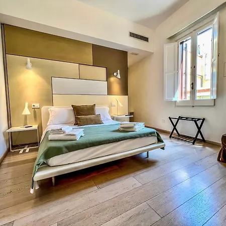 Santacroce Luxury ゲストハウス 4*