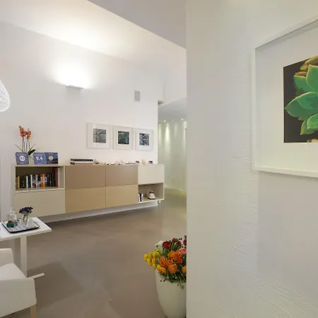 Santacroce Luxury 4*