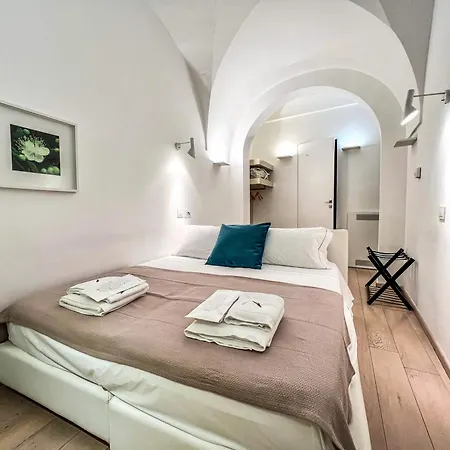 Santacroce Luxury Гостевой дом 4*