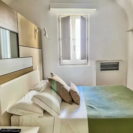 Santacroce Luxury Гостевой дом 4*