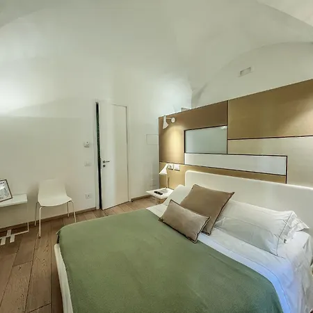 Santacroce Luxury 4* Лечче