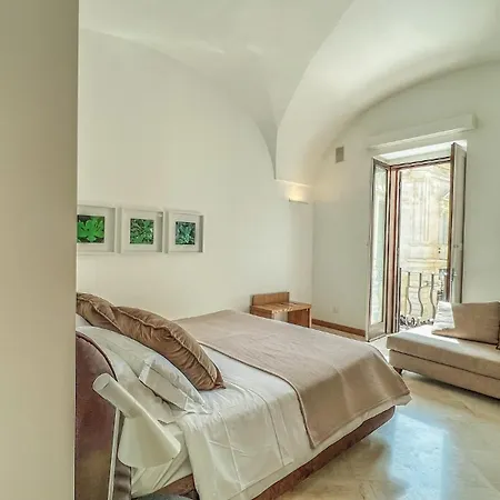 Santacroce Luxury Лечче