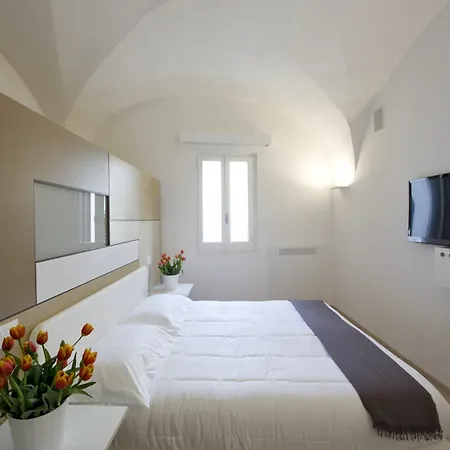 Santacroce Luxury 4* Лечче